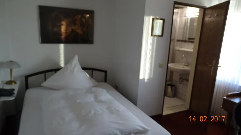 Bed & Breakfast Hotel Helga Hein Dusseldorf 2*,  Germany